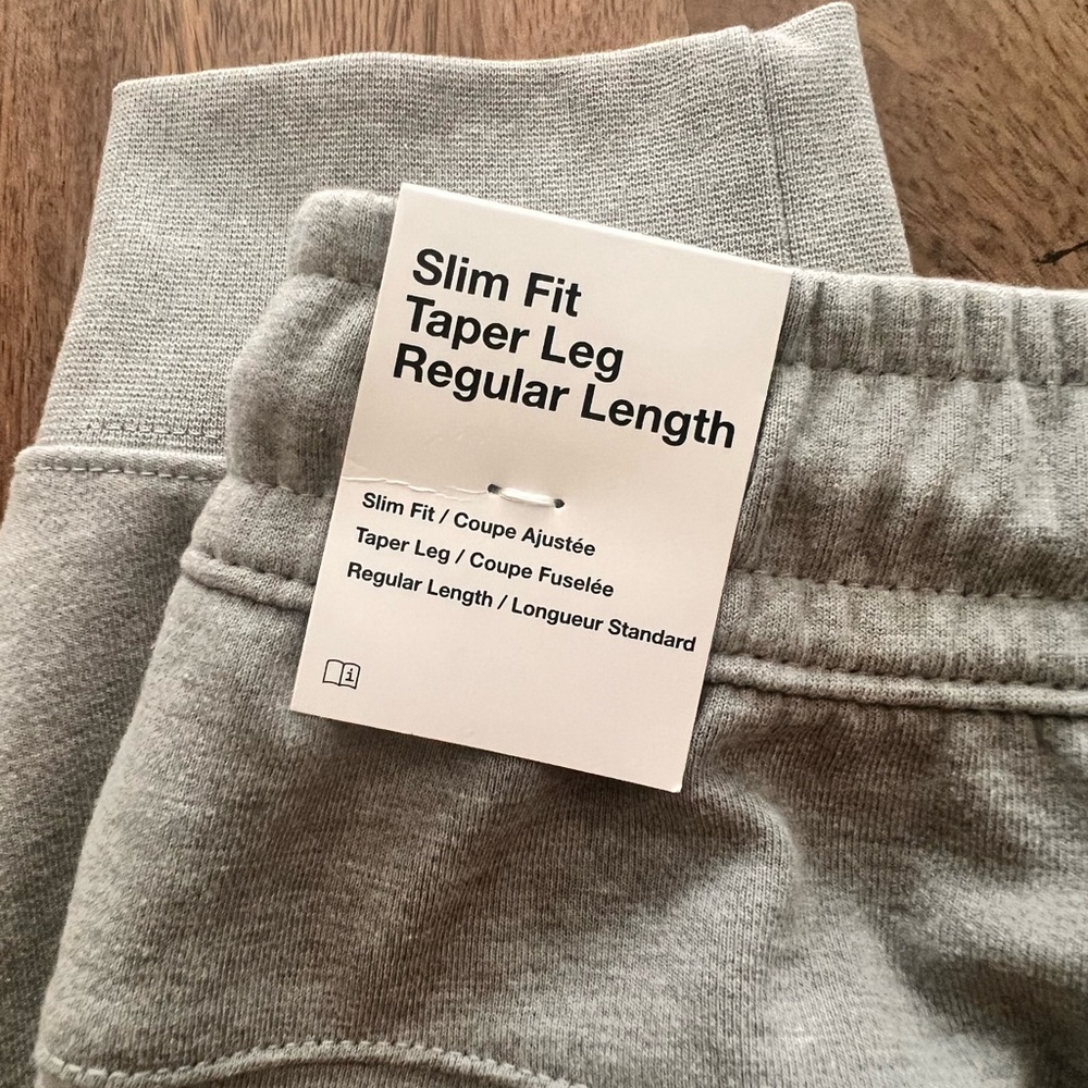 Nike Men’s Sweatpants Size Medium Taper Leg Slim Fit Gray - Picture 6 of 6